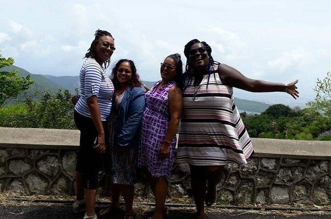 Kingston Airport pick-up - FAQs