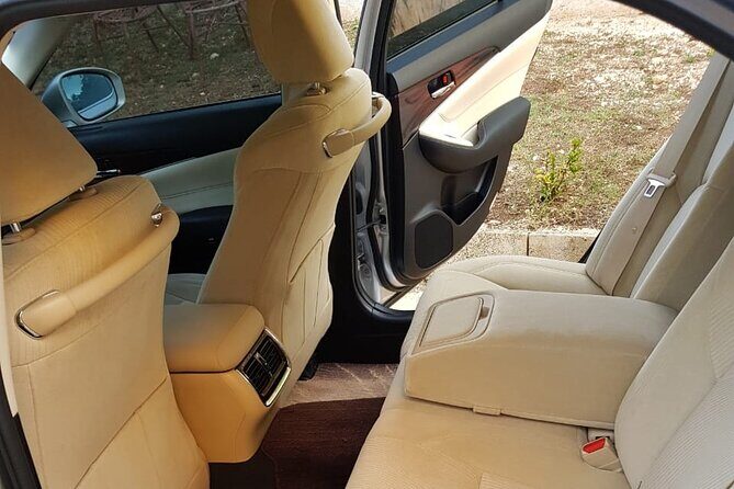 Kingston Airport Transfer to Ocho Rios - Key Points