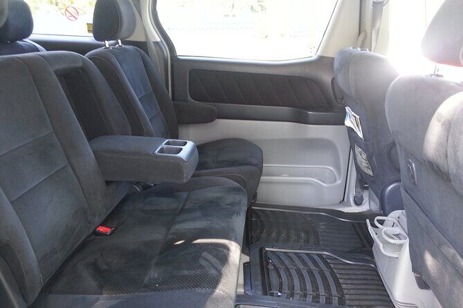 Kingston Airport Transfers to Runaway Bay - Who Is This Transfer Best For?