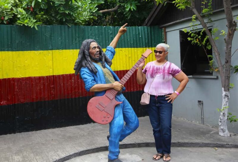 Kingston Creative: Downtown Music Bus Tour - Key Points