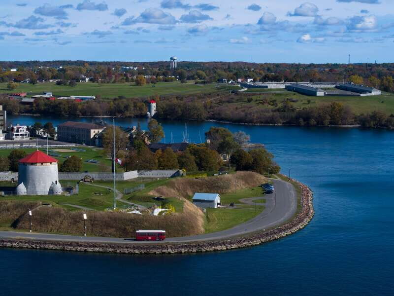 Kingston: Hop-On Hop-Off Trolley Tour - Who Should Consider This Tour?