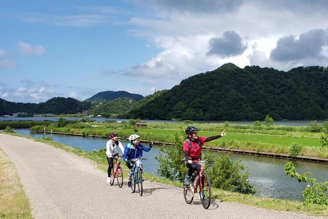 Kinosaki Onsen Cycling Tour Kinosaki & Riverside Experience - Key Points