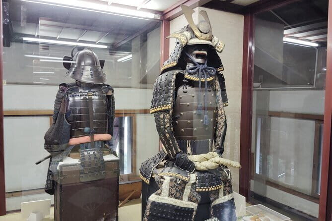 Kintai Kyo Bridge and Iwakuni Castle with Local Guide - Who Will Love This Experience?