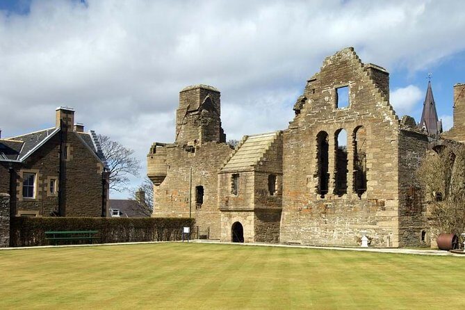 Kirkwall Private Walking Tour - Authentic Experiences and Guides Who Make a Difference