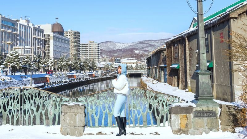KIRORO Ski & Snow Experience & Otaru Sightseeing Bus Tour | Hokkaido - Sakaimachi Street: shops, glass, and a short visit
