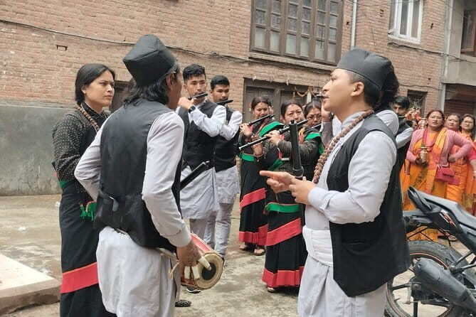 Kirtipur & Swayambhu Trip from Kathmandu: Local Eats and Drinks - FAQ