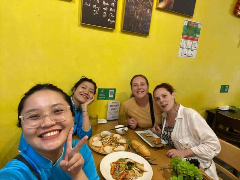 KISSTOUR | Motorbike Food Tour Female Drivers in Ho Chi Minh - Authenticity and Value