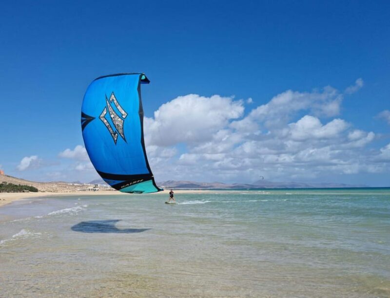 Kitesurfing on Fuerteventura: top equipment in Costa Calma - Key Points