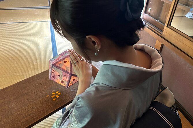 Kiwami Lantern Workshop in a Traditional Kurashiki Townhouse - The Cultural Significance and Artistic Details