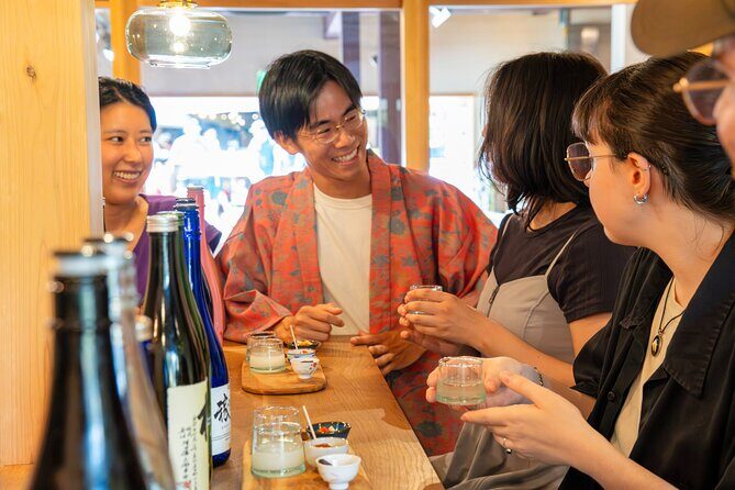 Kiyomizu Walk Tour and Traditional Sake Tasting - Key Points