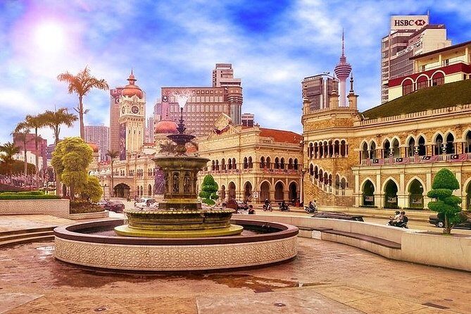 KL Evening Tour with Symphony Fountain Show & KL Tower Ticket SIC - The Sum Up