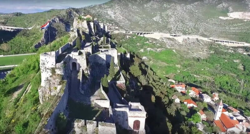 Klis ( Game ot Thrones ) & Soparnik - "Croatian pizza tour" - Visiting Klis Fortress: A Fortress of Stories and Thrones