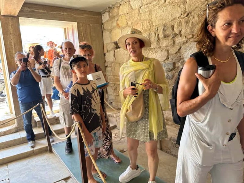 Knossos Palace: Family-friendly Mythology Tour - A Complete Look at the Mythology and Archaeology of Knossos