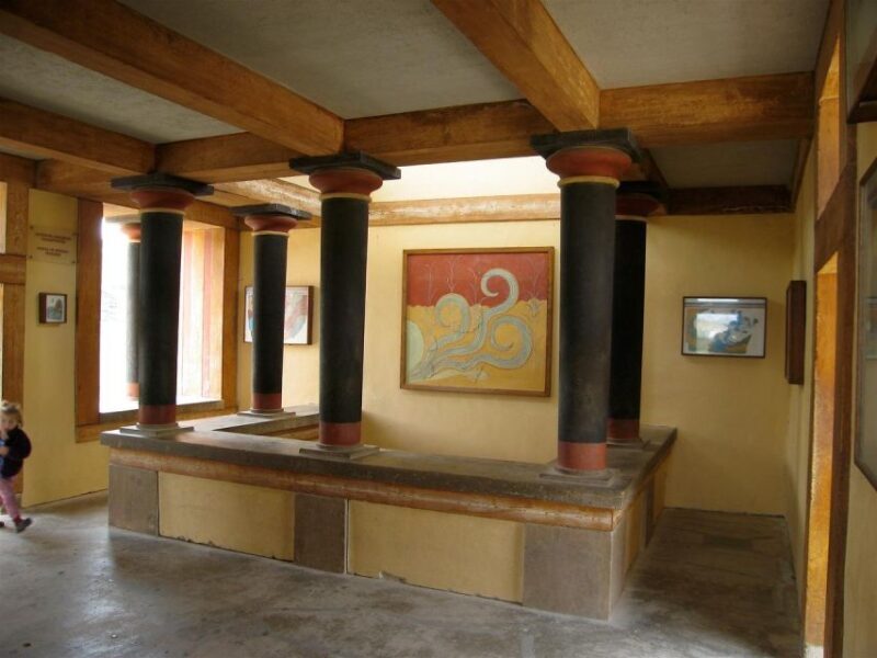 Knossos Palace & Heraklion Full-Day Tour from Chania Area - Who Would Love This Tour?