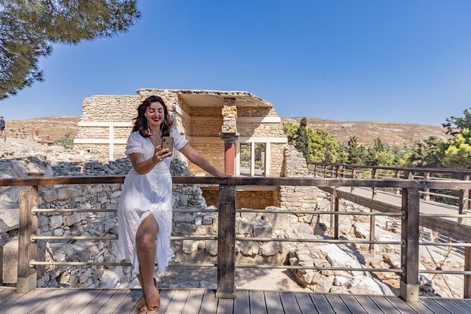 Knossos Palace: Self-Guided Audio Tour on your Phone (without ticket) - Who Should Consider This Tour?