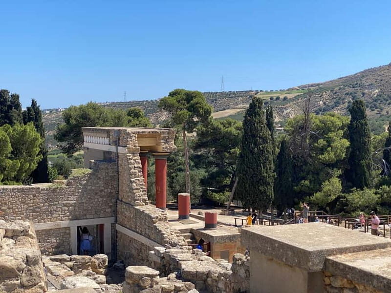 Knossos: Private Tour with a Licensed Guide & Entry Ticket - Who Will Love This Tour?