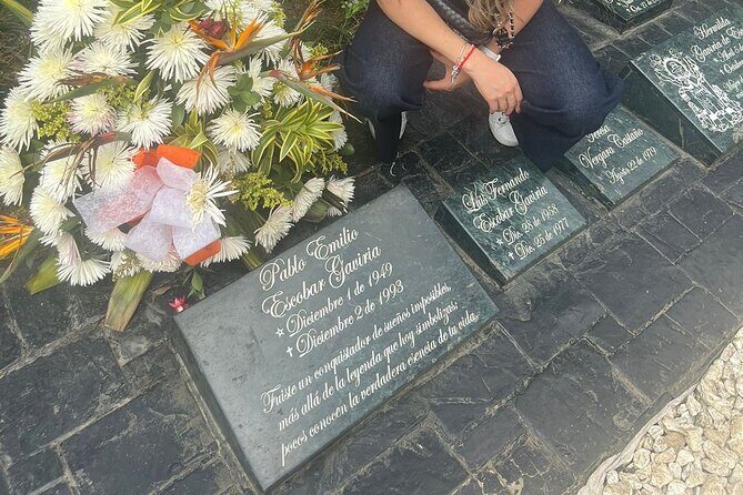 Knowing the history of Pablo Escobar Tour - Key Points