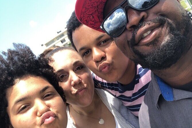 Knoxville City Scavenger Hunt Excursion by Wacky Walks - Exploring the Knoxville Wacky Walks Scavenger Hunt in Detail