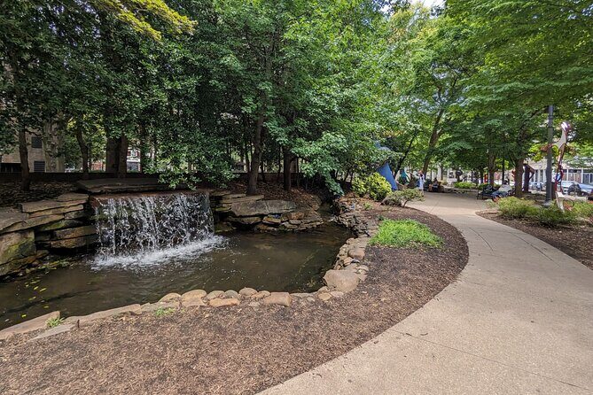 Knoxville Scavenger Hunt Walking Tour and Game - A Closer Look at the Knoxville Scavenger Hunt Experience