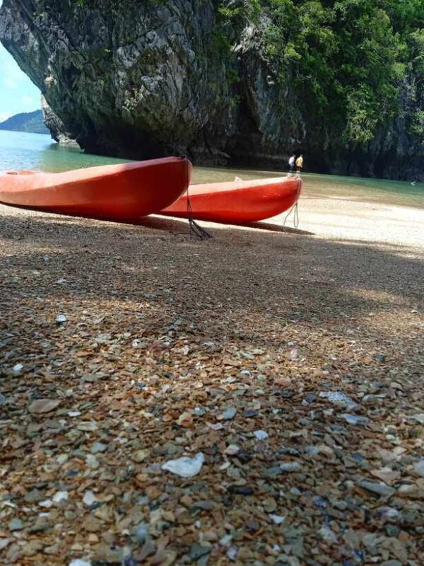 Ko Lanta: Half-Day Kayaking Koh Phee & Koh Talabeng 2 Caves - Key Points