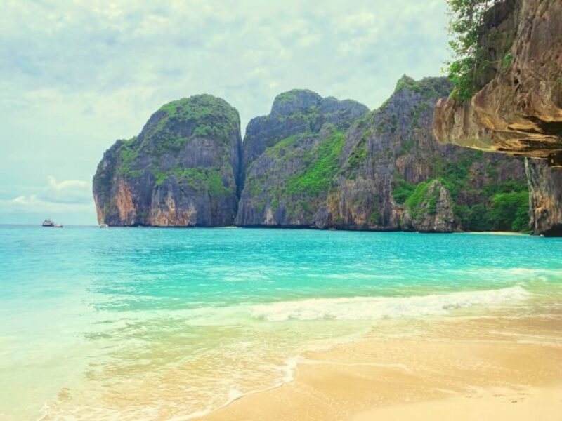 Ko Lanta: Phi Phi Day Trip by Speed Boat - An In-Depth Look at the Ko Lanta: Phi Phi Day Trip