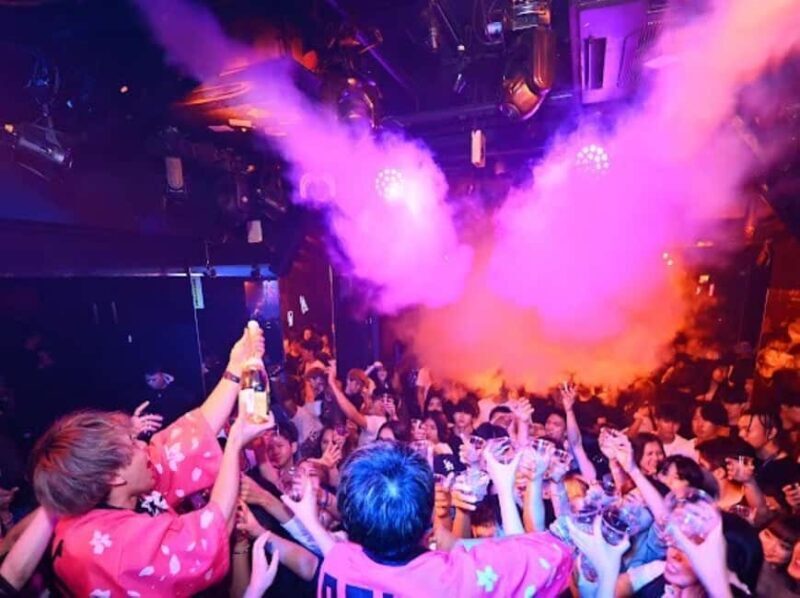 Kobe: ANCHOR Nightclub Admission Ticket (For Foreign) - Key Points