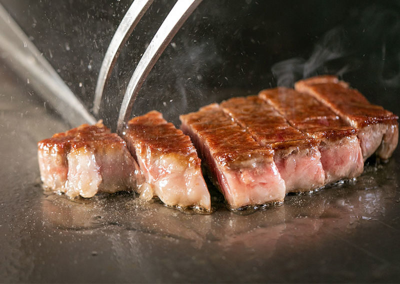 Kobe Beef Steak SAKURA Teppanyaki - Kobe - SAKURA at a glance