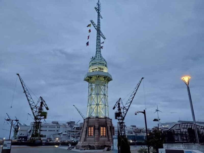 Kobe: Glamorous Harbor Lights & Tower Panorama - FAQs