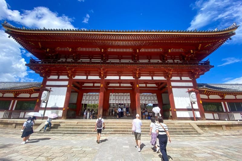 Kobe, Nara Park & Osaka from Kyoto - Osaka Castle: grounds, not a full castle visit