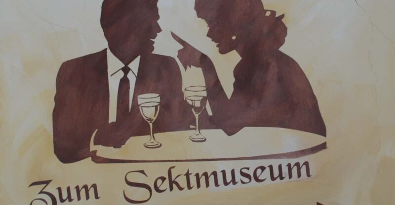 Koblenz: Wein-& Sektgeschichte(n) incl. Wein/Sekt Verkostung - Exploring Koblenz’s Wine & Sparkling Wine Heritage