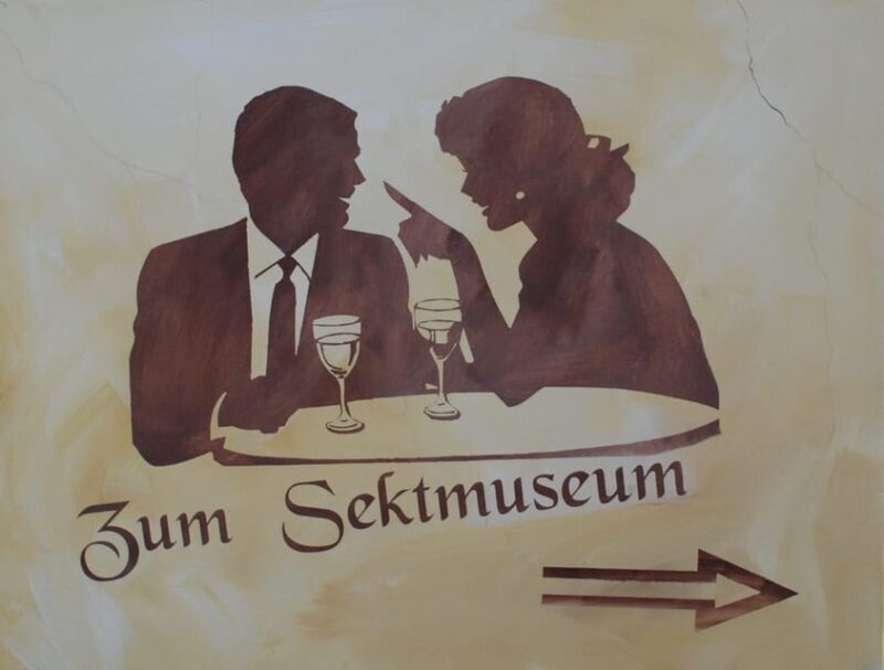 Koblenz: Wein-& Sektgeschichte(n) incl. Wein/Sekt Verkostung - Who Will Appreciate This Tour?
