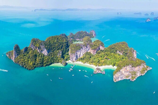Koh Hong lagoon, Pakbia, Lading Islands by Longtail. - A Closer Look at the Experience