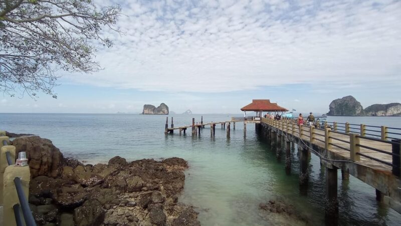 Koh Lanta: 4 Islands and Emerald Cave Tour by Longtail Boat - FAQs