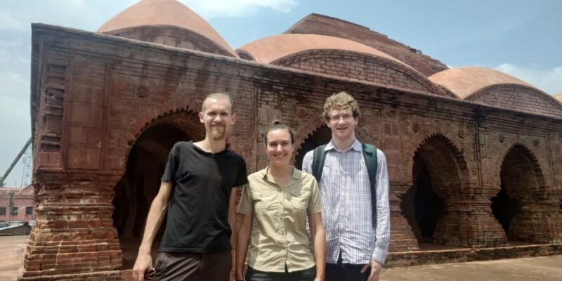 Kolkata: Bishnupur Terracotta Temples Day Trip with Weavers - Discovering Bishnupur: Temples and Weavers in a Day
