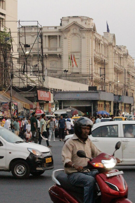 Kolkata Midtown Madness- A Street Food & Nightlife Tour - Key Points