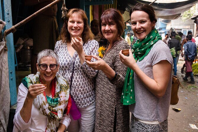 Kolkata's Flower Market - Hooghly's Flower Fest Tour - Discover Kolkatas Colorful Life with the Hooghly’s Flower Fest Tour