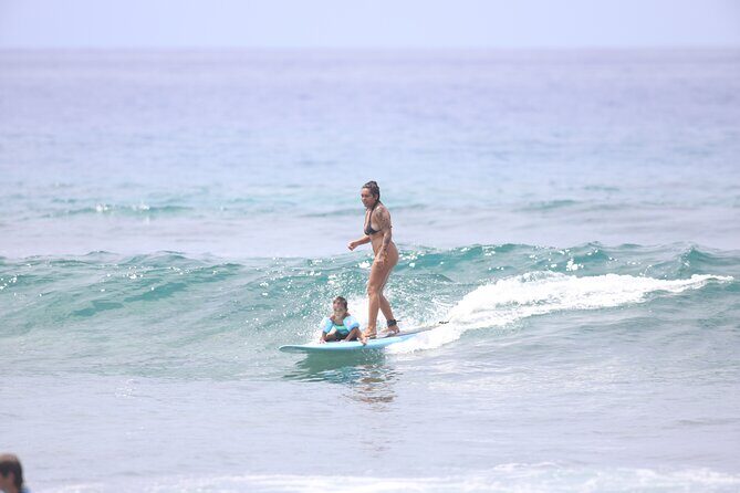 Kona Surf Lesson in Kahaluu - Key Points
