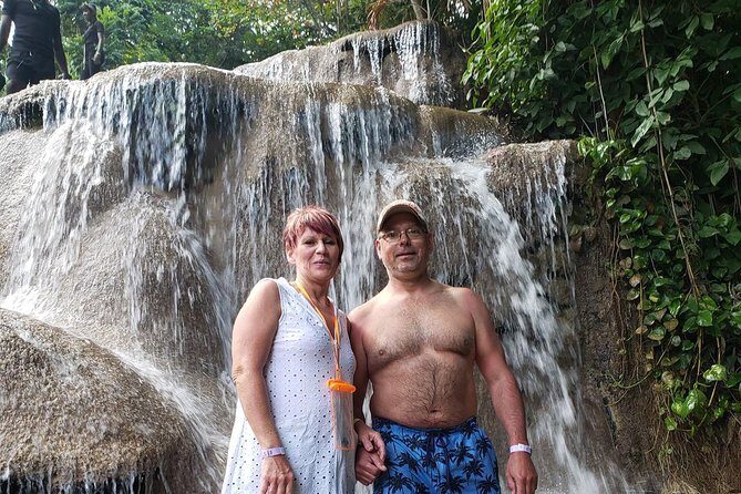 Konoko Falls & Bamboo Beach Transportation Only - An In-Depth Look at the Konoko Falls & Bamboo Beach Tour