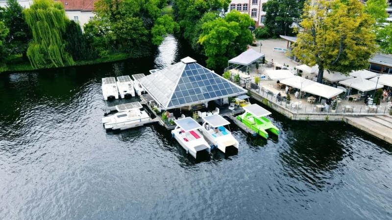 Köpenick Berlin: Self-Drive Boat Tour for up to 8 people - An Introduction to a Unique Berlin Experience