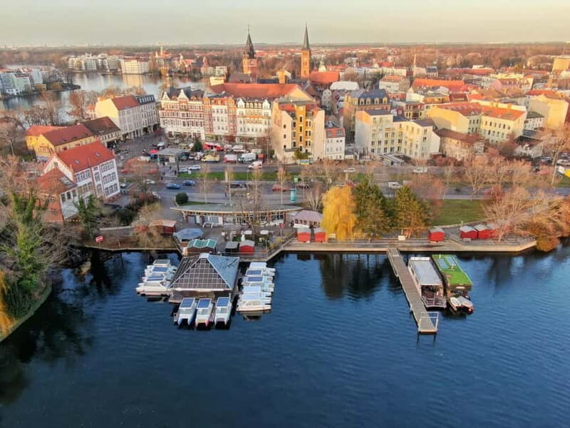 Köpenick Berlin: Self-Drive Boat Tour for up to 8 people - Exploring the Route and Highlights