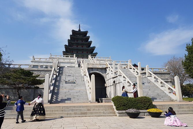 Korean Palace and Market Tour in Seoul Including Insadong and Gyeongbokgung Palace - Who Will Love This Tour?