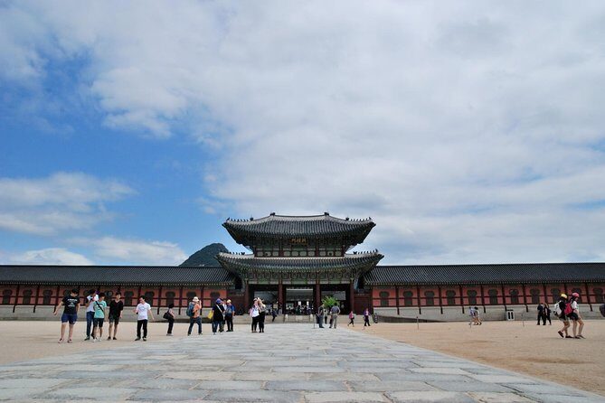 Korean Palace and Market Tour in Seoul Including Insadong and Gyeongbokgung Palace - FAQ