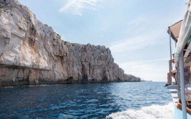 Kornati National Park Islands Mana & Kornat Tour by boat fro - Exploring the Kornati Islands with the Mana & Kornat Tour