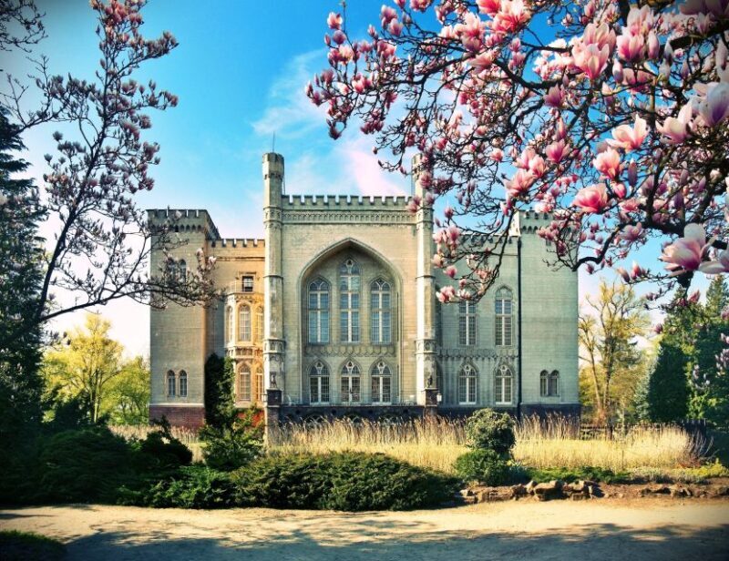Kornik Castle and Rogalin Palace Half-Day Private Tour - FAQ
