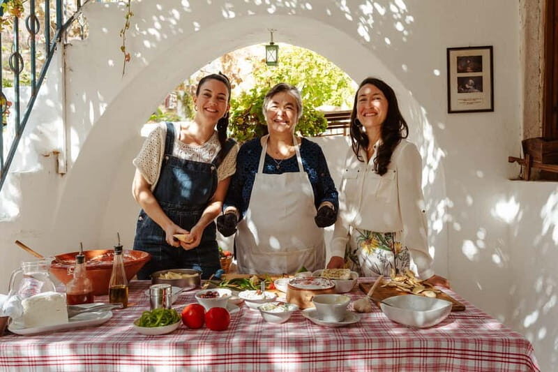 Koronos: Cook, Craft & Explore a Traditional Naxian Village - Basket Weaving: A Glimpse into Local Artistry