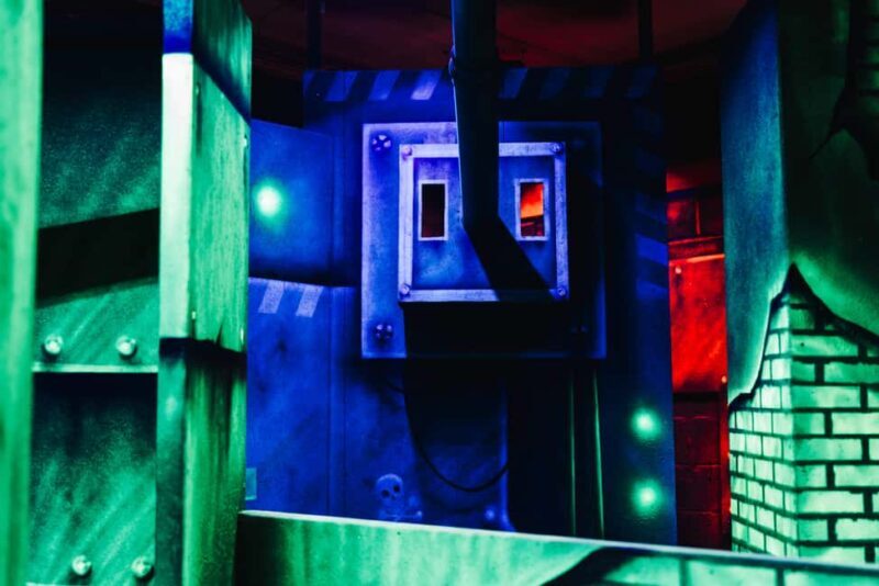 Kortrijk: Ultimate Laser Tag Experience  3 Games + Drink - Who Would Love This Experience?