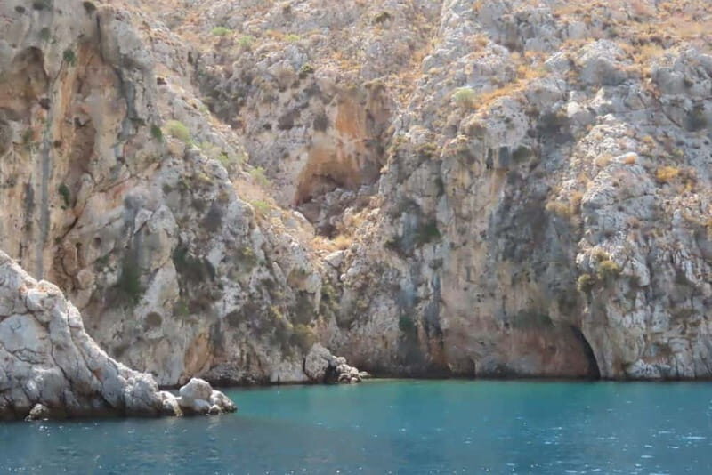 Kos : 3-Island Wooden Ship Cruise w/ Lunch on Captain Hook - The Itinerary: From Dolphins to Islands