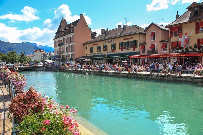 (KPG370) - Private Tour to Annecy, from Geneva - A Deep Dive into the Annecy Private Tour