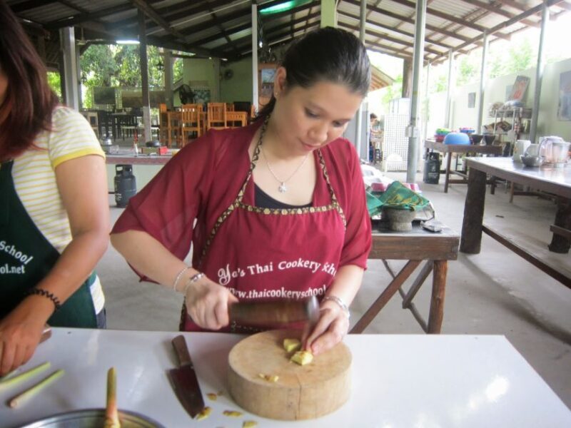 Krabi: Evening Thai Cooking Class at Ya's Cookery - Krabi: Evening Thai Cooking Class at Yas Cookery