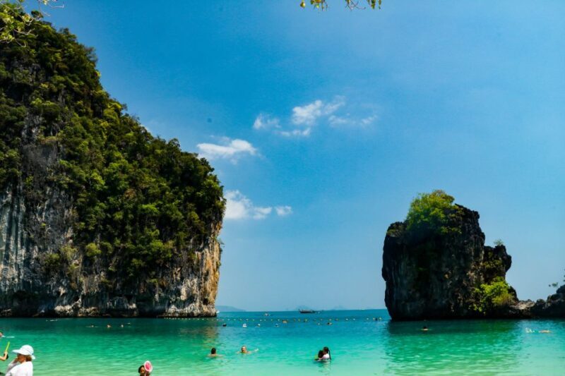 Krabi: Hong Island Day Trip by Speedboat with Thai Lunch - Key Points